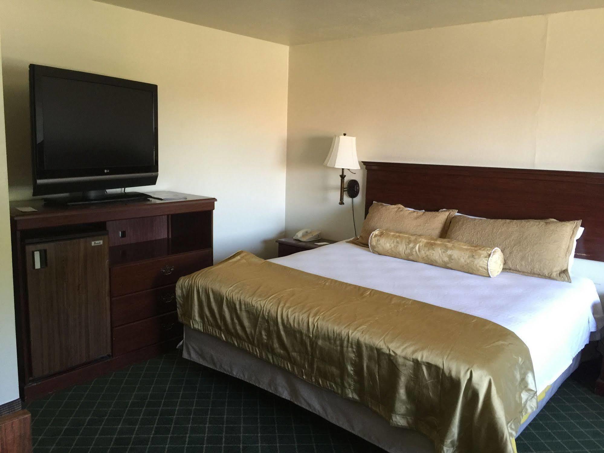 Portside Inn & Suites Los Angeles Ngoại thất bức ảnh