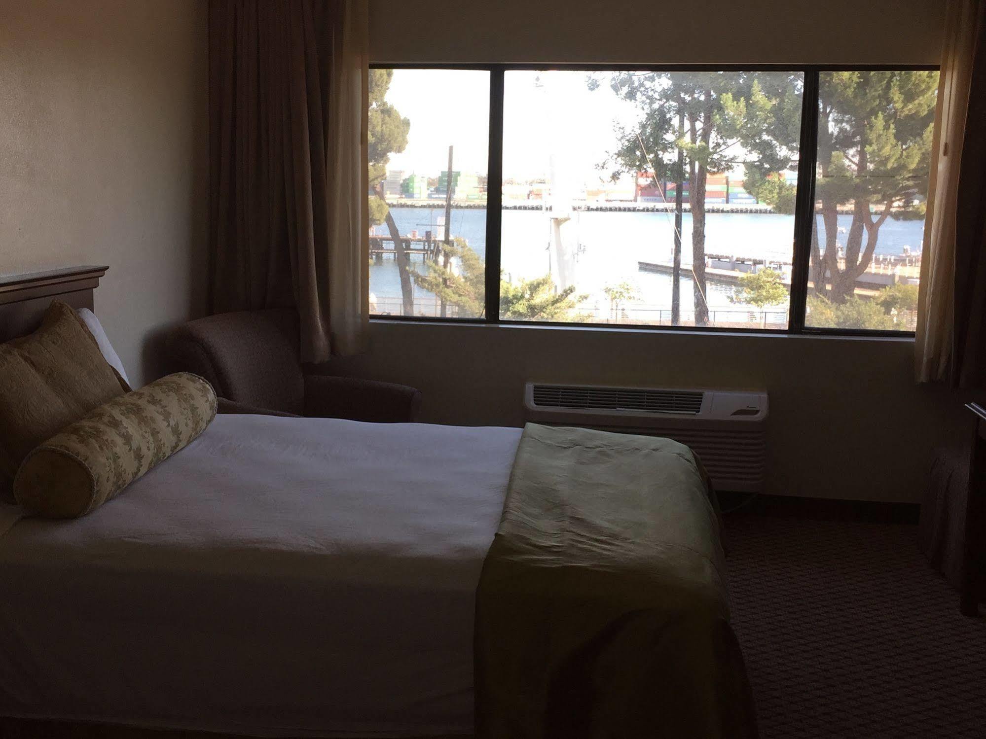 Portside Inn & Suites Los Angeles Ngoại thất bức ảnh