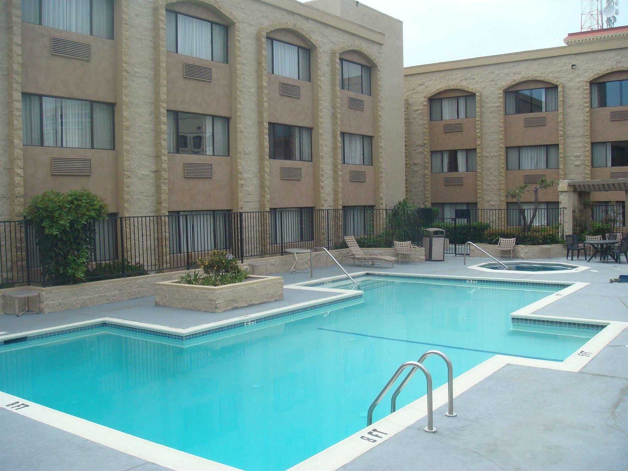 Portside Inn & Suites Los Angeles Ngoại thất bức ảnh