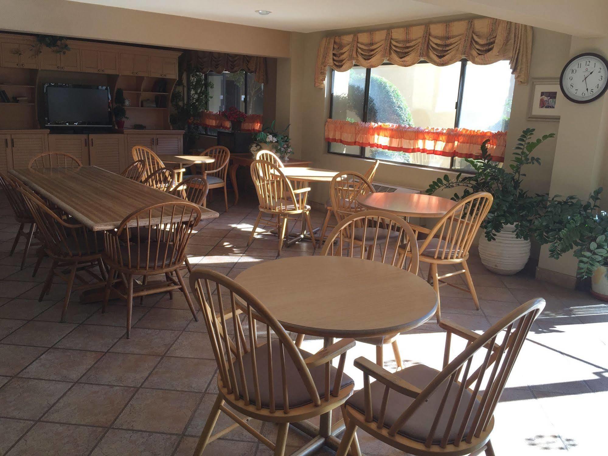 Portside Inn & Suites Los Angeles Ngoại thất bức ảnh