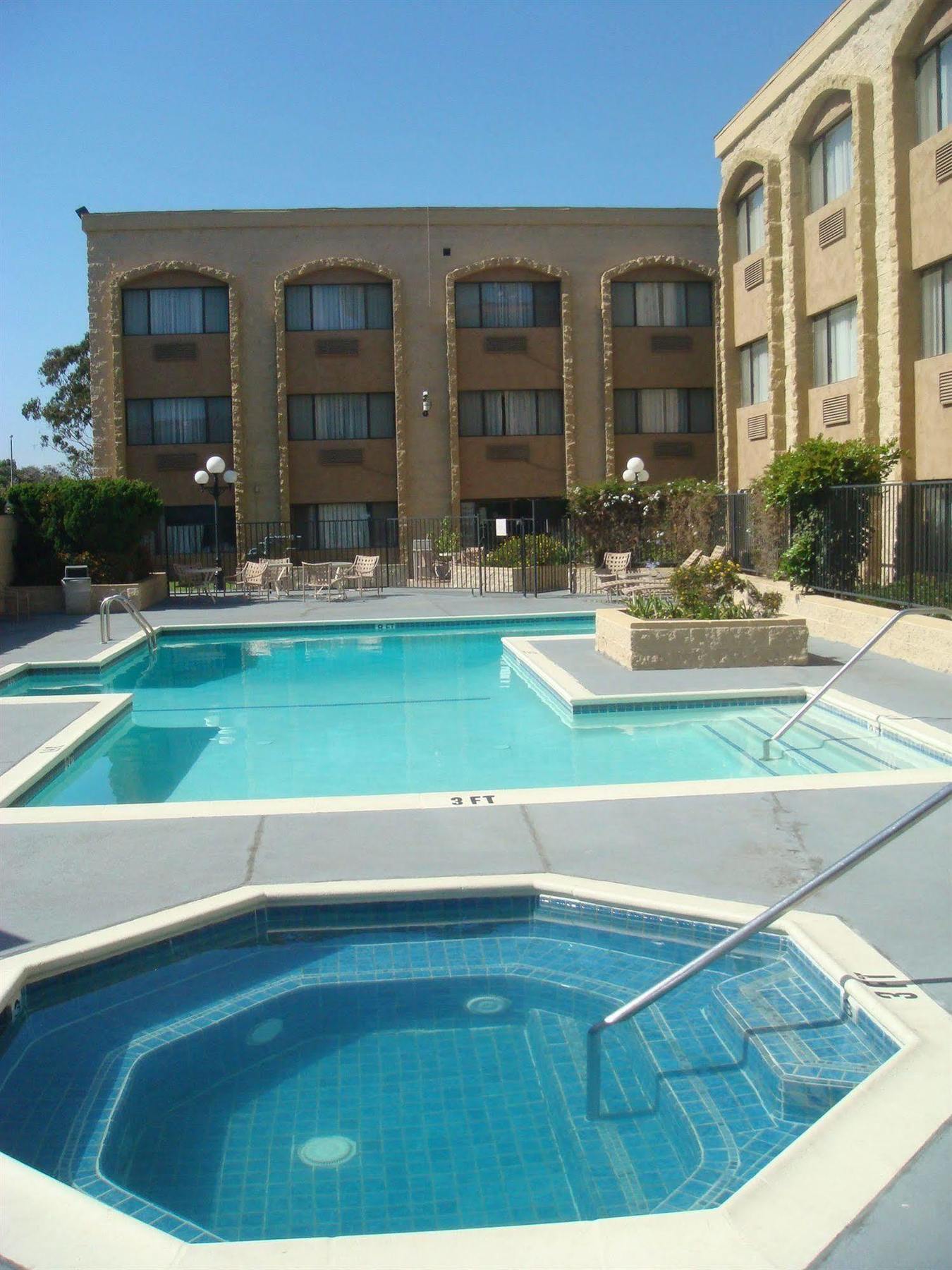 Portside Inn & Suites Los Angeles Ngoại thất bức ảnh
