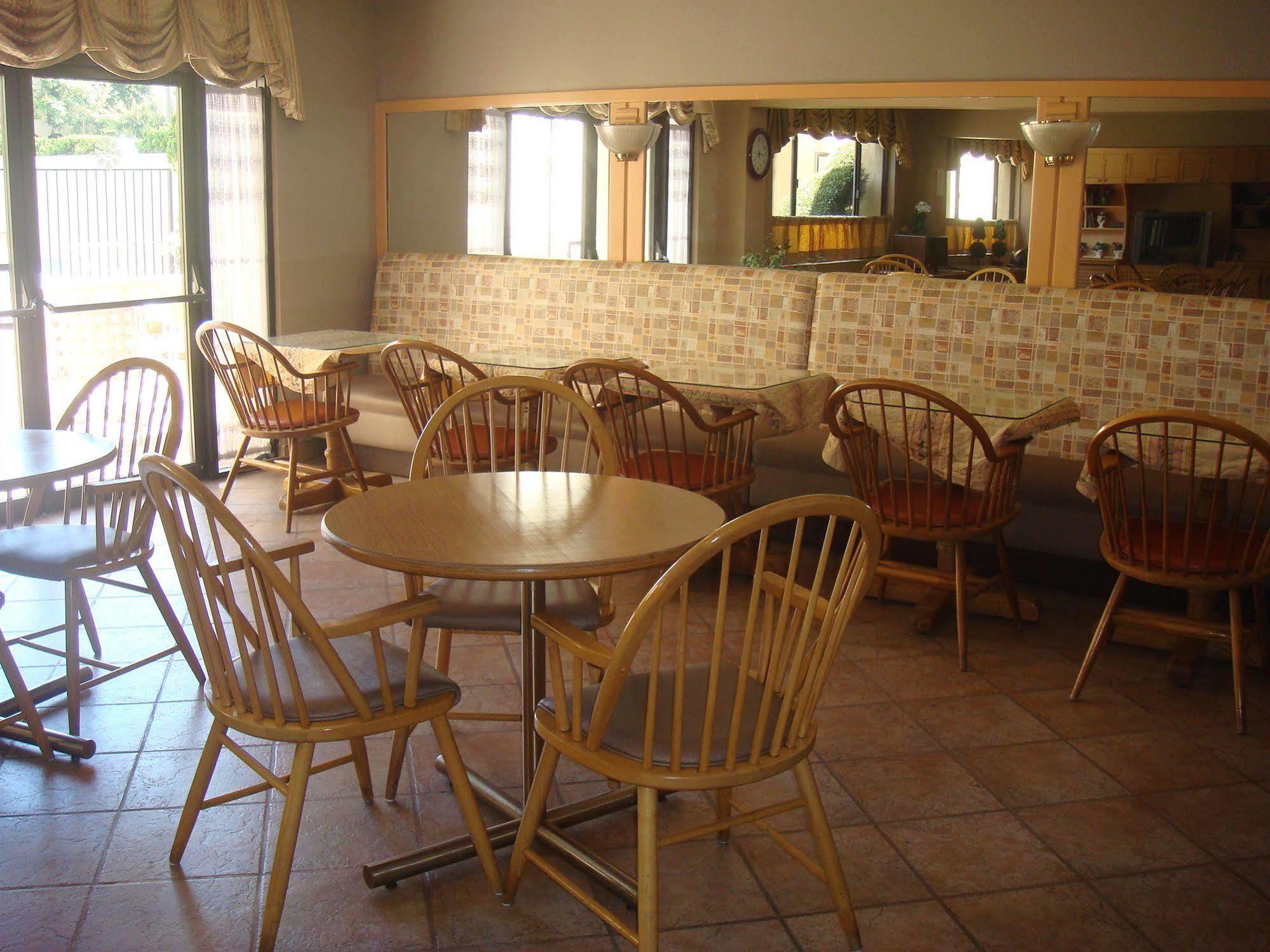 Portside Inn & Suites Los Angeles Ngoại thất bức ảnh